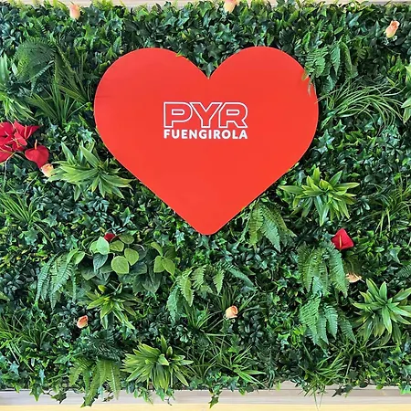 Estudio Pyr Privado Frente Al Puerto De Fuengirola Exterior photo
